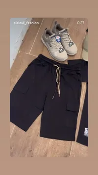 شورت كارجو رجالي أسود مع حذاء رياضي (Skechers)