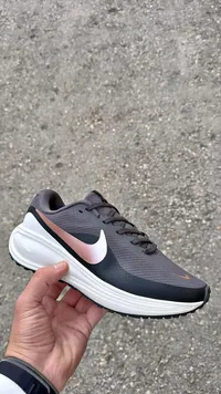 حذاء رياضي شبابي - نايكي (Nike)