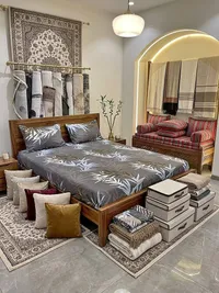 مفروشات غرفة نوم بتصميم أوراق الخيزران