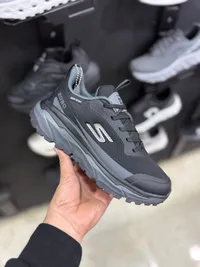 حذاء سكيتشرز سبورت 2030
