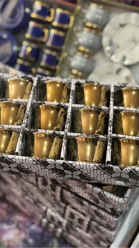 فناجين ذهبية مزخرفة - طقم 12 شمعة