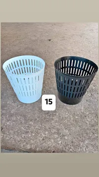 سلة مهملات بلاستيكية - سوق غزة
