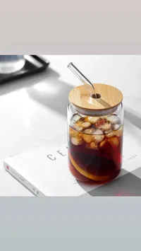 كوب زجاجي بغطاء بامبو وقشة (Glass Cup)