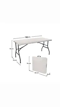 طاولة قابلة للطي (Folding Table)