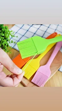 فرشاة سيليكون لتوزيع الزيوت والصلصات