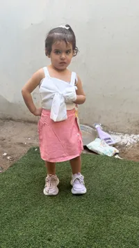 طقم صيفي بناتي بفيونكة وتنورة وردية