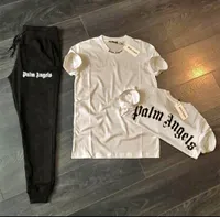 طقم ملابس رجالي صيفي - بالم أنجلز (Palm Angels)