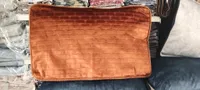 غطاء وسادة مخملي - لون برتقالي