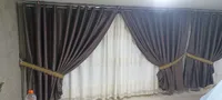 ستائر عصرية مزدوجة باللون البني والأبيض