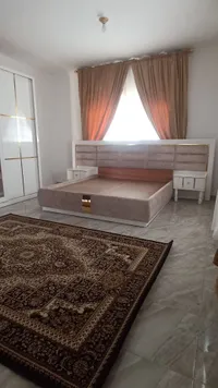 غرفة نوم مودرن متكاملة - طقم سرير مع كومودينات