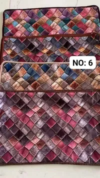 أغطية وسائد مخملية بنقشة مربعات - موديل رقم 6