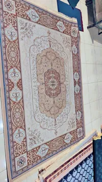 سجادة كلاسيكية بتصميم شرقي فاخر