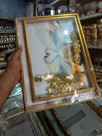 إطار صورة ديكوري ذهبي فاخر