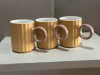 طقم أكواب سيراميك بتصميم مضلع ومقبض دائري
