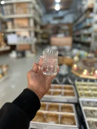 كوب زجاجي صغير للقهوة