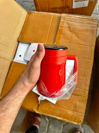 كوب حراري أحمر
