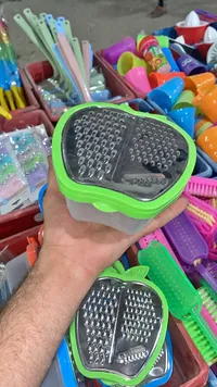 مبشرة تفاح (Apple Grater)
