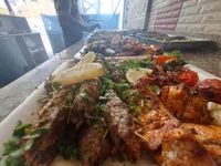 مشاوي لحم وشاورما شرقية