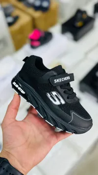 حذاء رياضي للأطفال - سكيتشرز (Skechers)