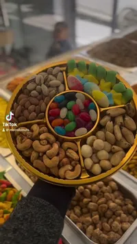 طبق مكسرات متنوعة - فاخر