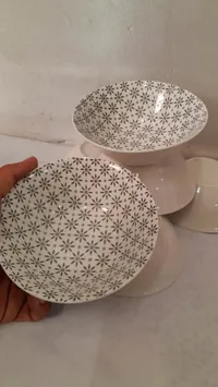 طقم زبادي سيراميك بنقشة الزهور الرمادية