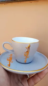 فنجان قهوة سيراميك مزخرف بالخط العربي