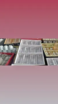 طقم كاسات زجاجية مزخرفة بلمسة ذهبية