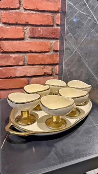 طقم تقديم ضيافة سيراميك مع صينية ذهبية