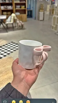 كوب بتصميم مميز (Bow Handle Mug)