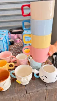 أكواب سيراميك ملونة (مجموعة)