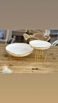 حامل أطباق مزدوج بتصميم أنيق