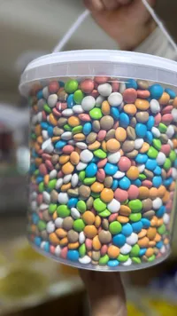 حبيبات شوكولاتة ملونة - شوكو بوبس