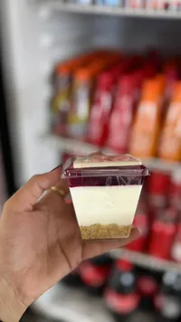 تشيز كيك التوت في كوب