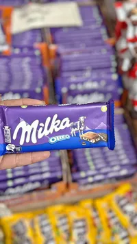 شوكولاتة بالحليب محشوة بقطع أوريو - ميلكا (Milka)