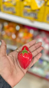 حلوى الجيلي على شكل فراولة