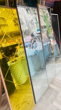 مرآة حائط كبيرة - إطار معدني