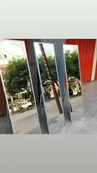 مرآة حائط كبيرة بإطار ألومنيوم