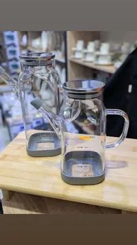 زجاج زيت معيارية مع غطاء معدني
