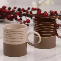 أكواب سيراميك بتصميم خطوط - طقم