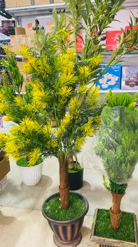 نبات صناعي زينة - شجرة بأزهار صفراء