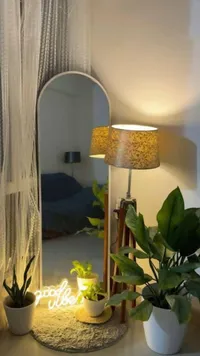 مرآة أرضية بإطار معدني