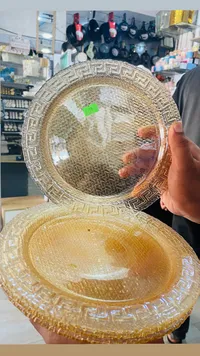 صحن زجاجي مزخرف بإطار ذهبي - سوق غزة