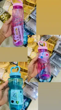 مطرة مياه بلاستيكية بتصميم قلب
