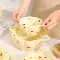 طقم أوعية سيراميك بتصميم القلوب