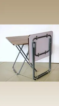 طاولة طعام قابلة للطي