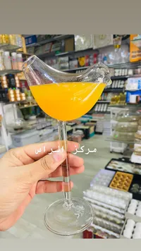 كأس تقديم زجاجي بتصميم عصفور