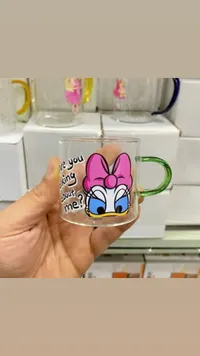 كوب زجاجي برسومات ديزي داك