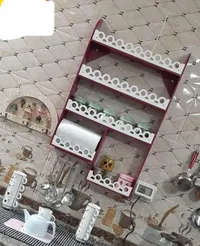 رف توابل خشبي مع حامل مناديل للمطبخ