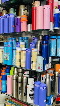 حافظة مشروبات حرارية متنوعة - ترمس (Thermos)