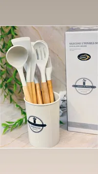 طقم أدوات مطبخ سيليكون مع حامل - كيتشن آند داينينج (Kitchen & Dining)